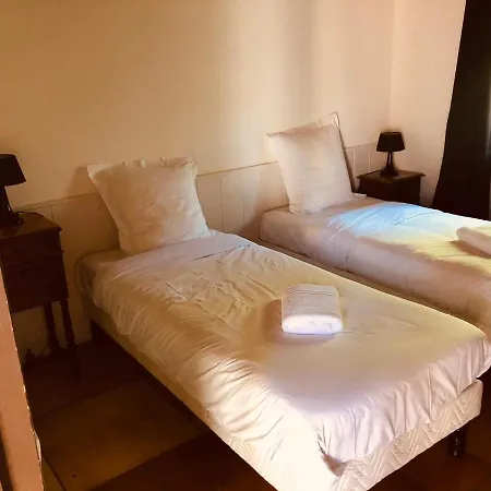 Bed and Breakfast Le Chateau De Cambiaire *