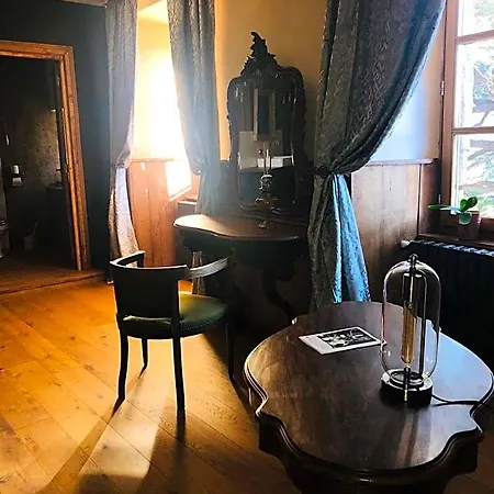 Bed & Breakfast Le Chateau De Cambiaire