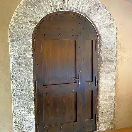 Le Chateau De Cambiaire Bed & Breakfast 4*
